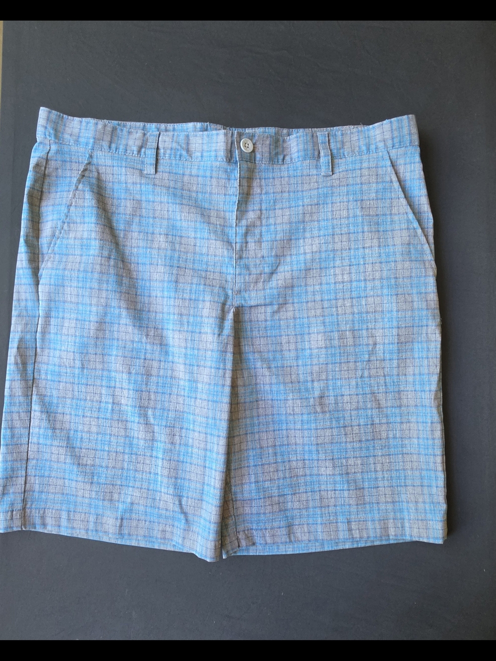 *NWOT* Izod Light Teal Plaid Flat-Front Shorts